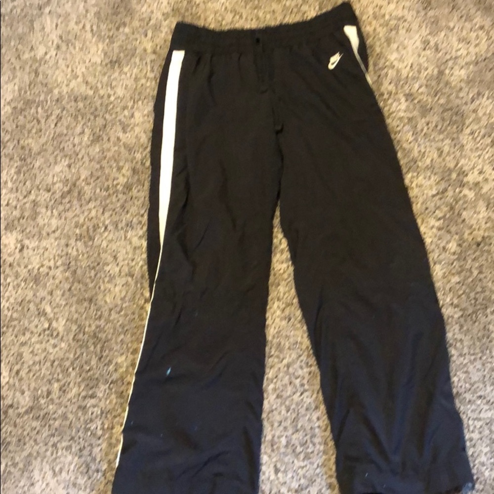 Nike swishy pants, elastic waistband, drawstring